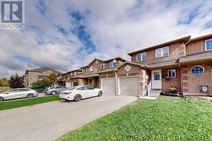 69 Goodwin Dr in Barrie, ON - Building Photo