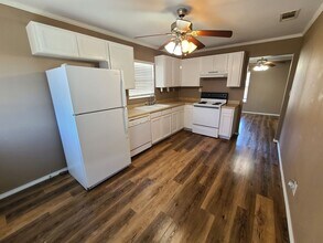 315 N Howard St in San Angelo, TX - Building Photo - Building Photo