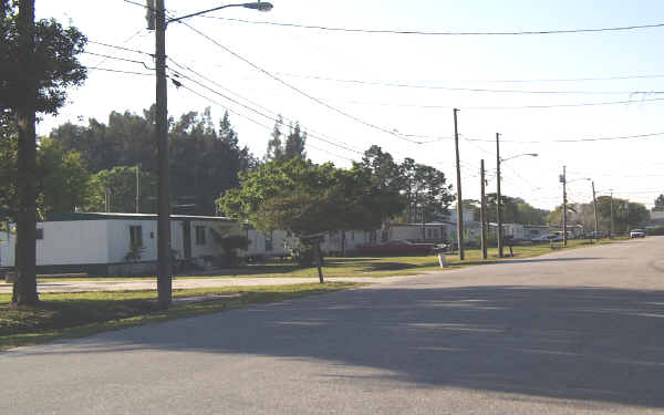 Tiki Village in Largo, FL - Building Photo