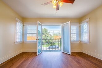 3109 S Catalina St in Los Angeles, CA - Building Photo - Building Photo