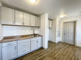 2037 Beaumont St in Grand Prairie, TX - Building Photo