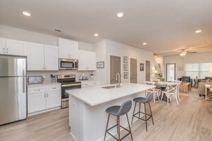 West Park Townhomes in Augusta, GA - Building Photo