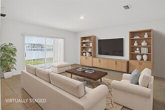 3917 Southern Vista Loop in St. Cloud, FL - Foto de edificio - Building Photo