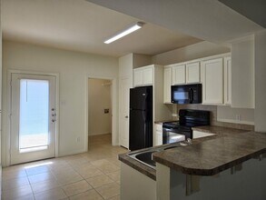 10017 Amber Cir in Waco, TX - Building Photo - Building Photo