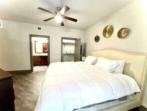 2910 Milam St in Houston, TX - Building Photo - Building Photo