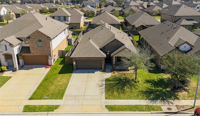 2703 Osprey Ln in Pearland, TX - Foto de edificio - Building Photo