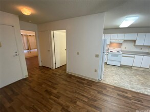 95-1184-1184 Maka?ika?i St in Mililani, HI - Building Photo - Building Photo