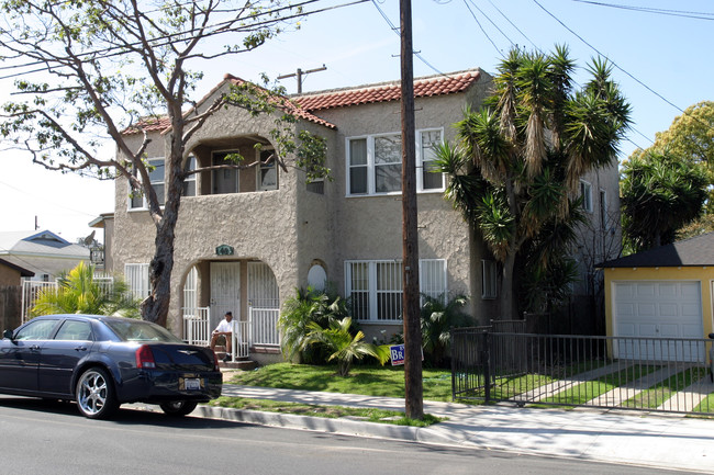 1483 Martin Luther King Jr Ave in Long Beach, CA - Foto de edificio - Building Photo