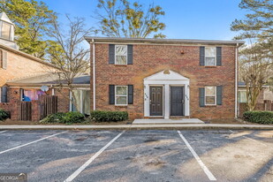 103 Plantation Dr in Clarkston, GA - Building Photo