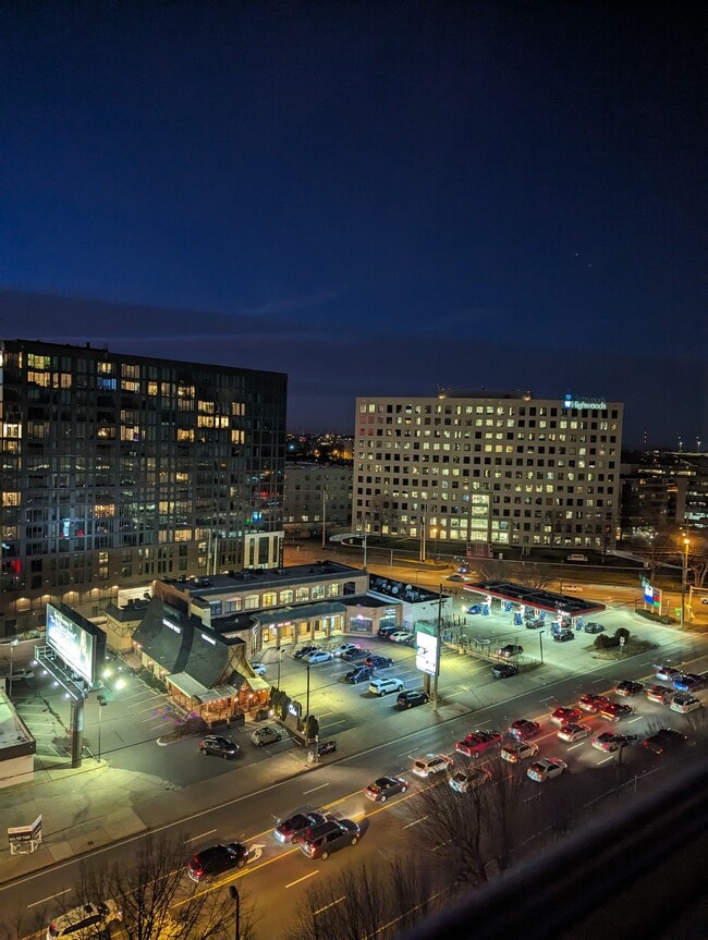 3415 West End Ave, Unit 1106