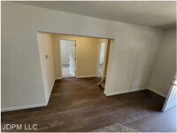 129 Mineau Ave photo'