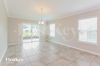 12413 Jovana Rd in Jacksonville, FL - Foto de edificio - Building Photo