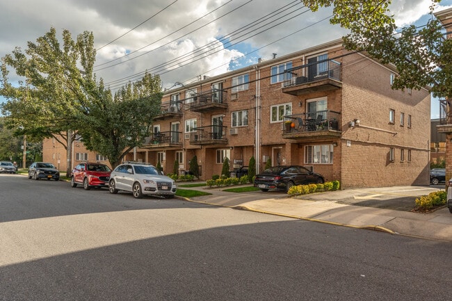 4117 Avenue V in Brooklyn, NY - Foto de edificio - Building Photo