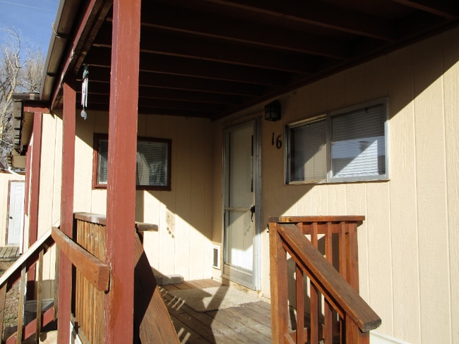 3841 N Cascade Ave in Colorado Springs, CO - Building Photo - Building Photo