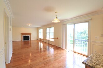 1026 Bexhill Dr in Frederick, MD - Building Photo - Building Photo