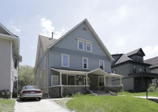 1601 S Elliot Ave in Minneapolis, MN - Building Photo - Building Photo