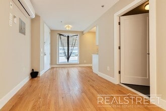 Gorgeous 3 Queen Size Bedrooms 1.5 Bath Duplex with Outdoor Space and Private Laundry in Prime Clint in Brooklyn, NY - Building Photo - Building Photo