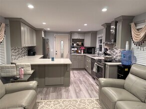 10 Hillside Terrace in Amawalk, NY - Building Photo - Building Photo