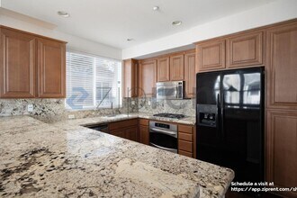 3048 Beachwood Blf Wy in San Diego, CA - Building Photo - Building Photo