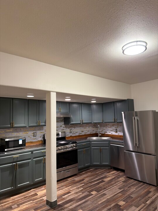 2011 Oregon Ave, Unit 2011 Oregon Ave. in Klamath Falls, OR - Building Photo