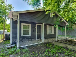 616 N Rock Island Ave in El Reno, OK - Building Photo - Building Photo
