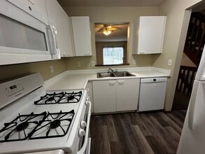 1732 Bennigan Dr in Hilliard, OH - Building Photo - Building Photo