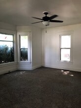 536 W McDonough St in Macomb, IL - Building Photo - Building Photo