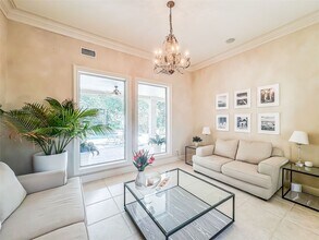 38 E Thymewood Pl in Spring, TX - Building Photo - Building Photo