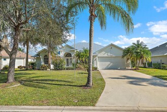 347 SW Panther Trce in Port St. Lucie, FL - Building Photo - Building Photo