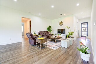 13760 Rising Sun Ln in Shenandoah, TX - Building Photo - Building Photo