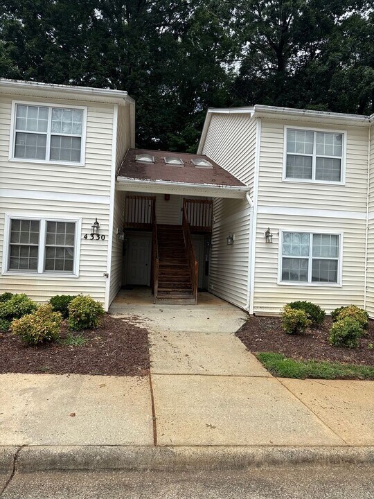4330 Edith Ln in Greensboro, NC - Building Photo