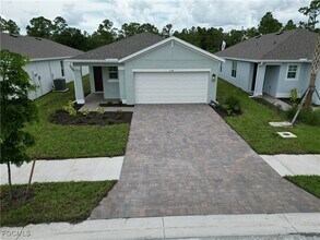 1150 Brooklands Dr in Ft. Myers, FL - Building Photo - Building Photo