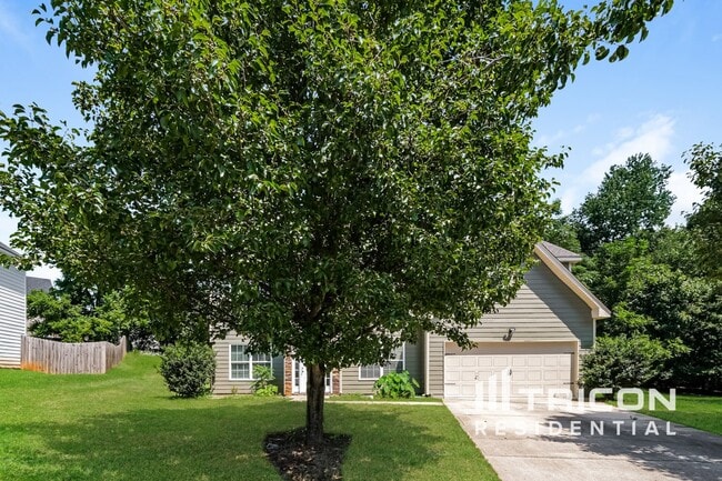 property at 821 Monroe Ct