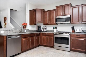 7609 Ginger Lily Ct in Tampa, FL - Foto de edificio - Building Photo