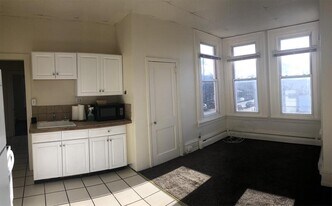 705 George St in Norristown, PA - Building Photo