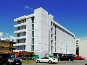 Makiki Palms in Honolulu, HI - Building Photo - Building Photo