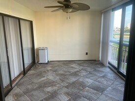 7893 Sailboat Key Blvd S, Unit 403 in South Pasadena, FL - Building Photo