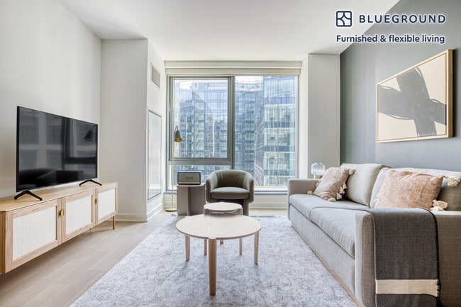 28 K St SE