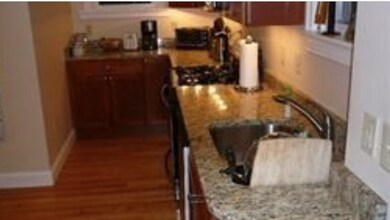 3 Barstow St, Unit 1 in Boston, MA - Foto de edificio - Building Photo