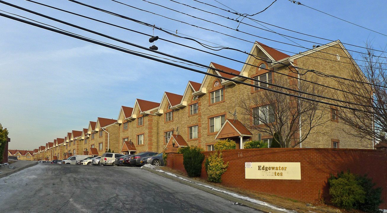 Edgewater Estates in College Point, NY - Building Photo