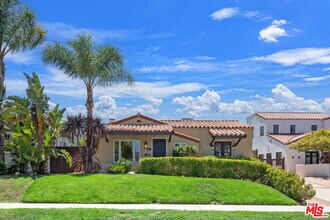 2347 Parnell Ave in Los Angeles, CA - Building Photo - Building Photo