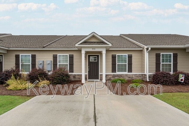 property at 959 Madrid Ct