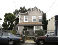 2815-2817 Filbert St in Oakland, CA - Building Photo - Building Photo