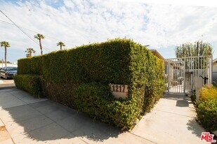 1217 25th St in Santa Monica, CA - Building Photo