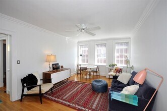 44 Martin St, Unit 4 in Cambridge, MA - Building Photo - Building Photo