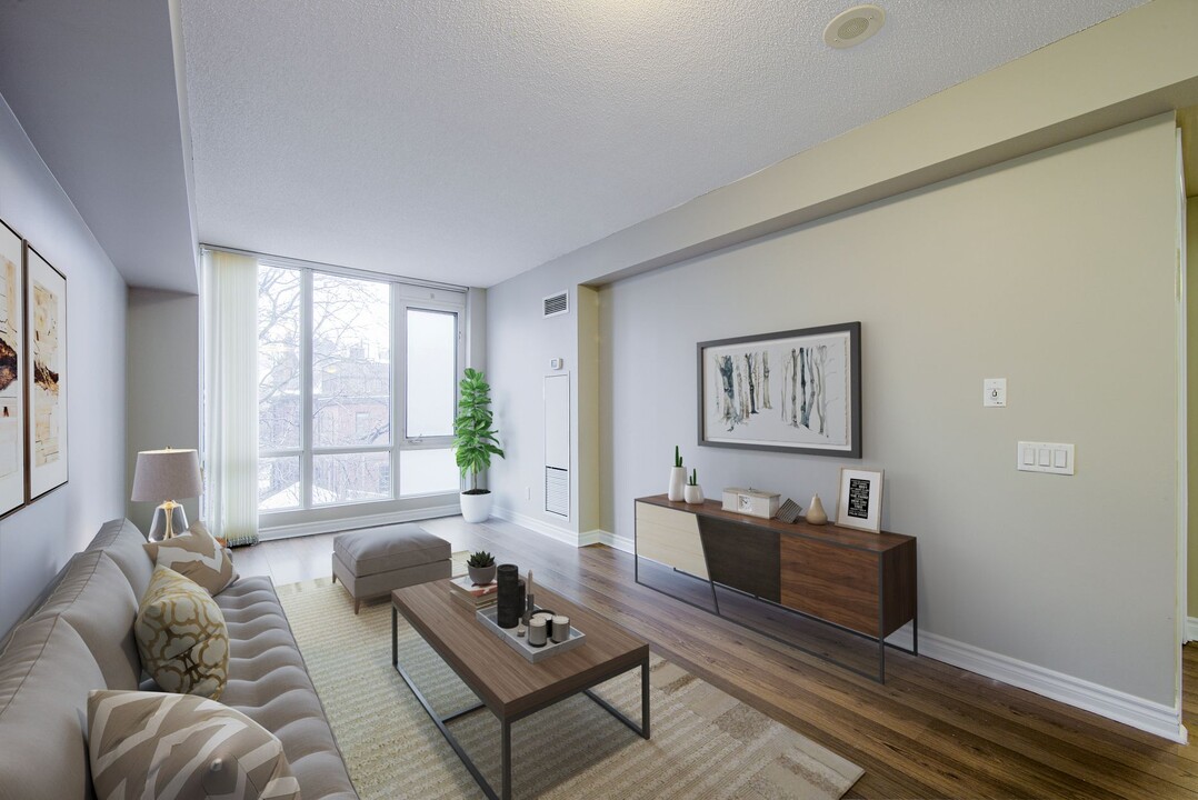 88 Spadina Rd in Toronto, ON - Building Photo