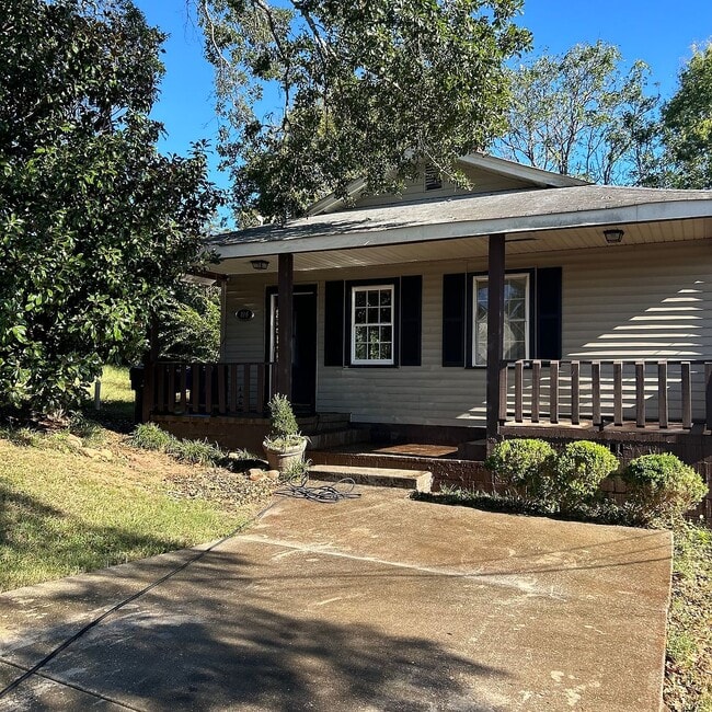 property at 106 Mount Zion Ave