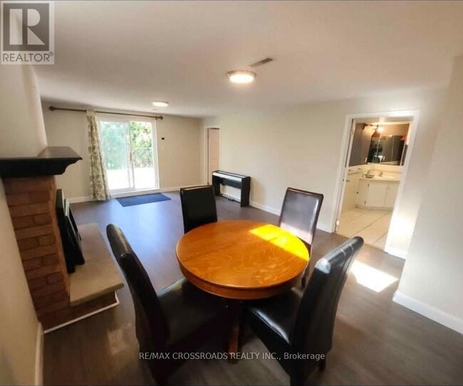 304 Orsi Ave in Bradford West Gwillimbury, ON - Building Photo - Building Photo