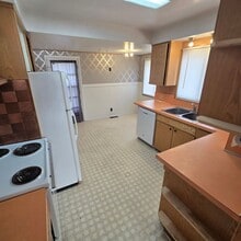 1000 California Ave in Klamath Falls, OR - Building Photo - Building Photo