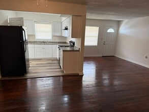 5104 Londonderry Blvd in Orlando, FL - Building Photo - Building Photo